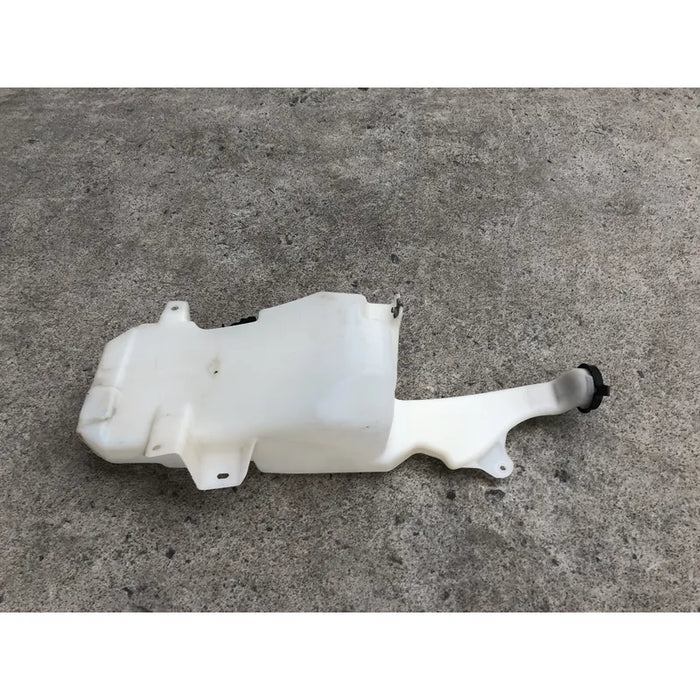 Deposito Limpia Parabrisas Para Gmc Yukon 2007, 2008, 2009, 2010, 2011, 2012, 2013, 2014 (motor 6.2)