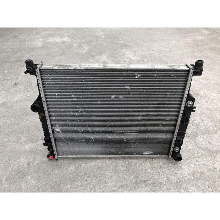 Radiador Original Para Gl450 2007 Al 2012 Motor 4.6