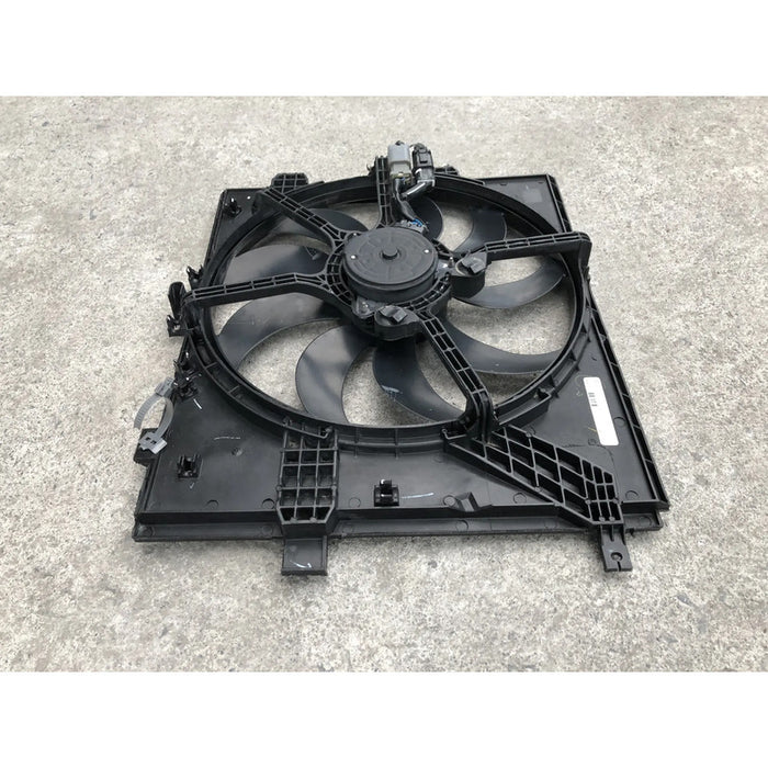 Motoventilador Para Nissan Versa 2015, 2016, 2017, 2018, 2019 Motor 1.6 Original