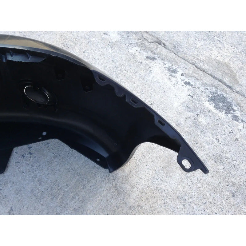 Defensa Delantera Para Nissan March 2012, 2013, 2014 Negro