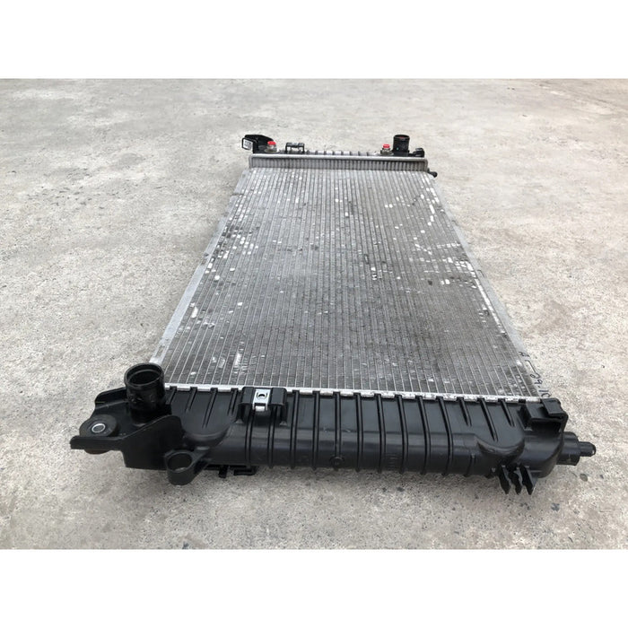 Radiador Original Para Tahoe 2016 2017 2018 2019 Motor 5.3