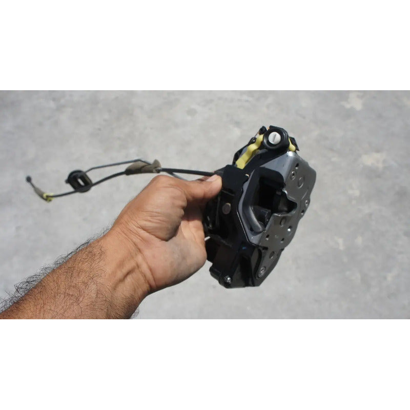 Chapa De Puerta Trasera Izquierda Para Buick Enclave 2008, 2009, 2010, 2011, 2012, 2013, 2014, 2015, 2016, 2017 Original