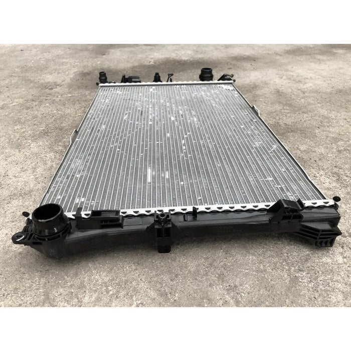 Radiador Original Para Mercedes Benz C300 2019, 2020, 2021 (motor 2.0 Litros)