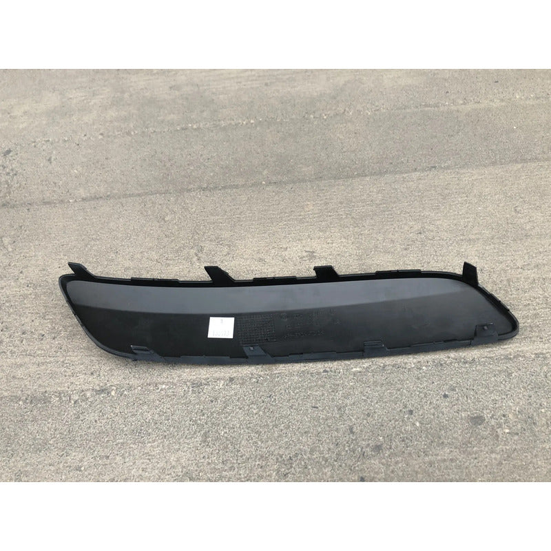 Moldura Facia Delantera Izquierda Para Volkswagen Golf 2005, 2006, 2007, 2008, 2009, 2010 Negro