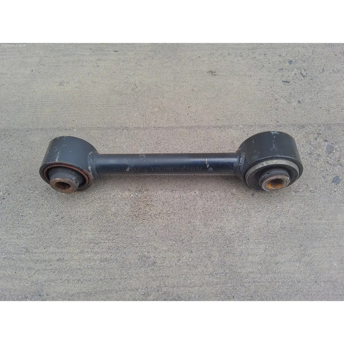 Tirante Trasero Inferior Izquierdo Para Jeep Patriot 2007, 2008, 2009, 2010, 2011, 2012, 2013, 2014, 2015, 2016,  2017 - Motor 2.0 Litros, 4 Cilindros - Original