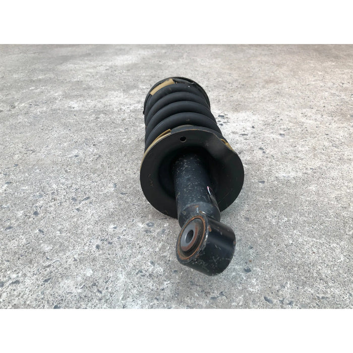 Amortiguador Delantero Derecho Para Nissan Titan 2017, 2018, 2019, 2020, 2021, 2022, 2023, 2024 4x2 Original