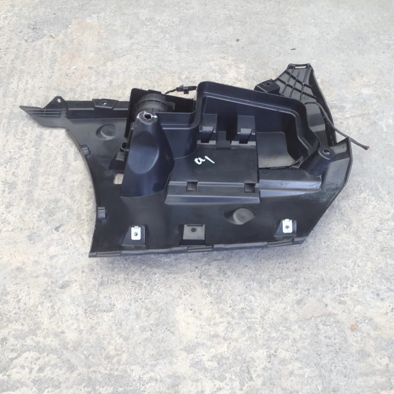 Guia Defensa Trasera Derecha Para Bmw 528i 2011, 2012, 2013