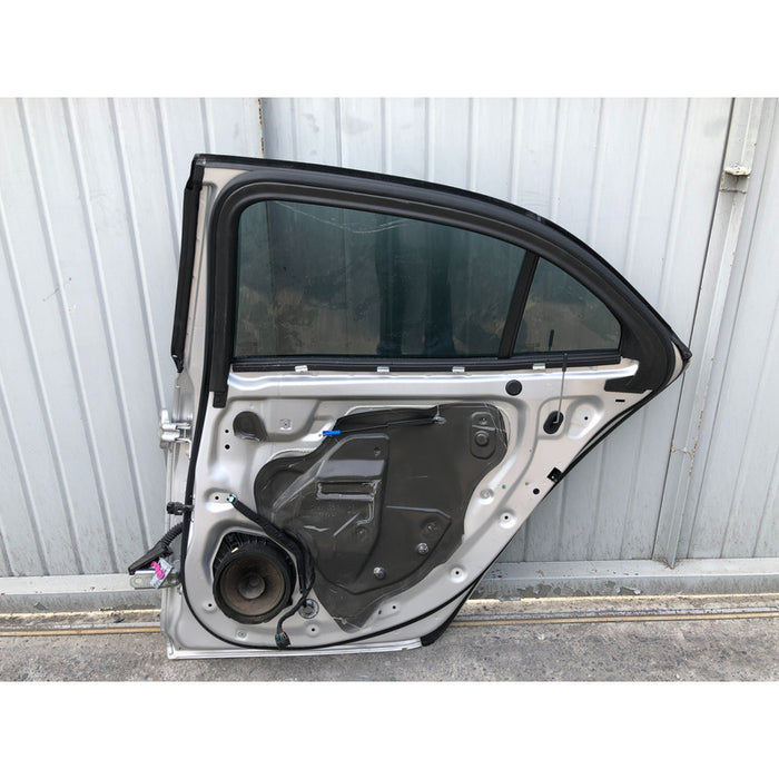 Puerta Trasera Derecha Chevrolet Malibu 2013 Al 2016