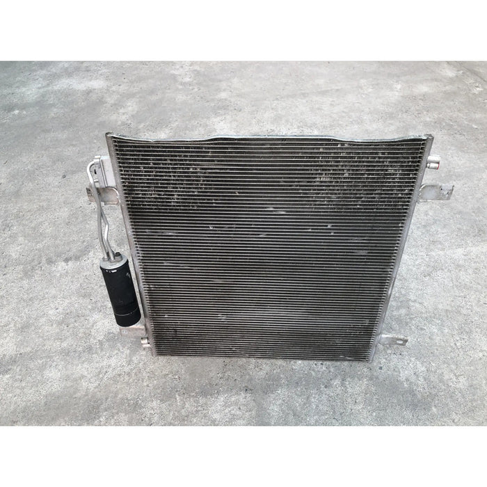 Condensador Original Para Infiniti Qx80 2011 2012 2013 2014 2015 2016 2017 2018 2019 2020 Motor 5.6