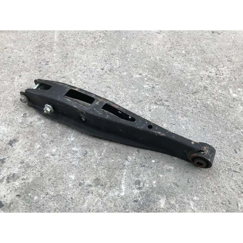 Horquilla Trasera Izquierda Inferior Para Subaru Legacy 2015, 2016, 2017, 2018, 2019 - Motor 2.5 Litros, 4 Cilindros, Original