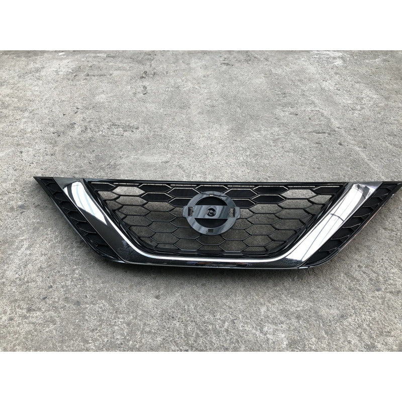 Parrilla Original Para Nissan Sentra 2016, 2017, 2018, Original Cromado