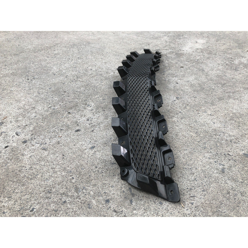Parrilla Superior Para Chevrolet Malibu 2008, 2009, 2010, 2011, 2012 Negro Mate