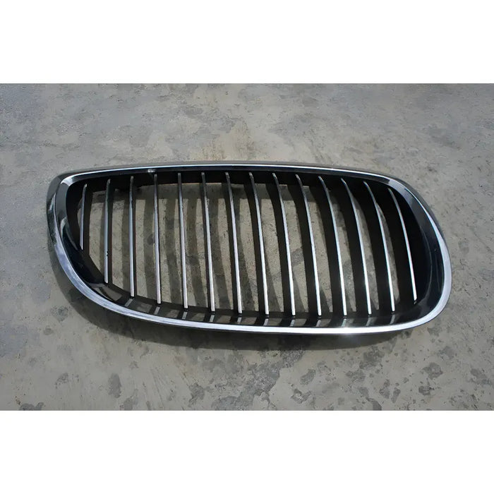 Parrilla Derecha Para Bmw M3, 328i Serie 3 2009, 2010, 2011 - Original Brillante