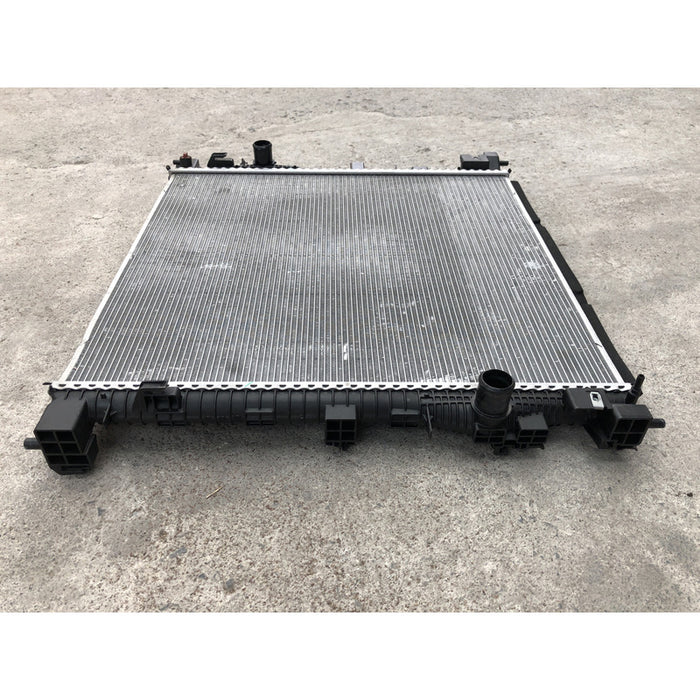 Radiador Original Para Explorer 2020 Al 2022 Motor 3.0