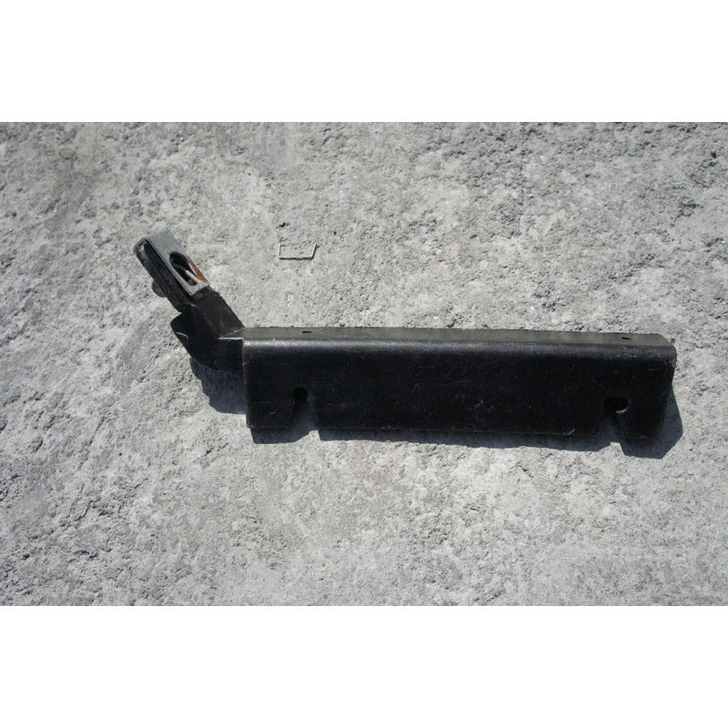 Guia Defensa Delantera Derecha Para Chevy C2 2004, 2005, 2006, 2007, 2008