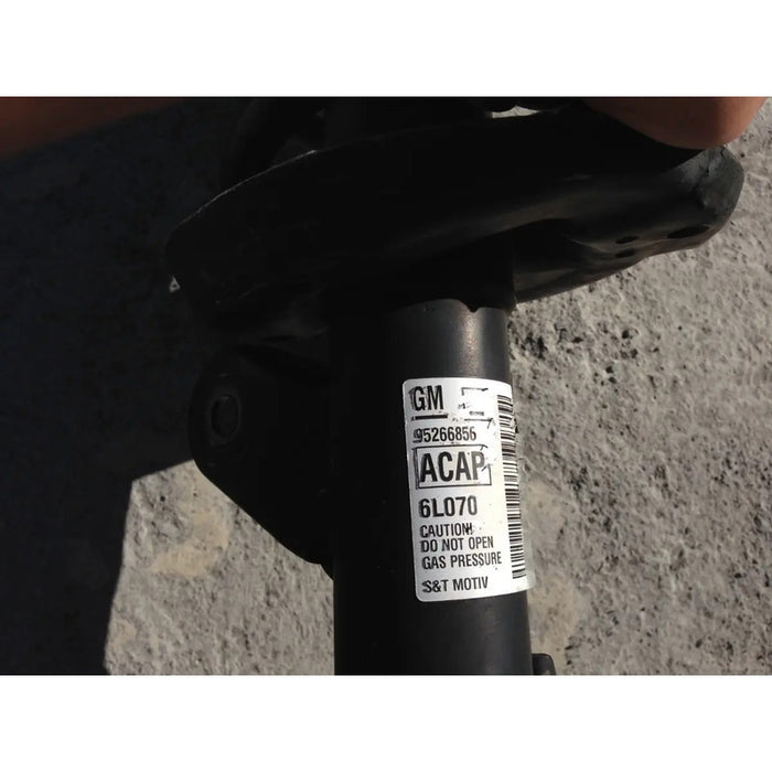 Amortiguador Delantero Izquierdo Para Buick Encore 2017, 2018, 2019 Motor 1.4 Original
