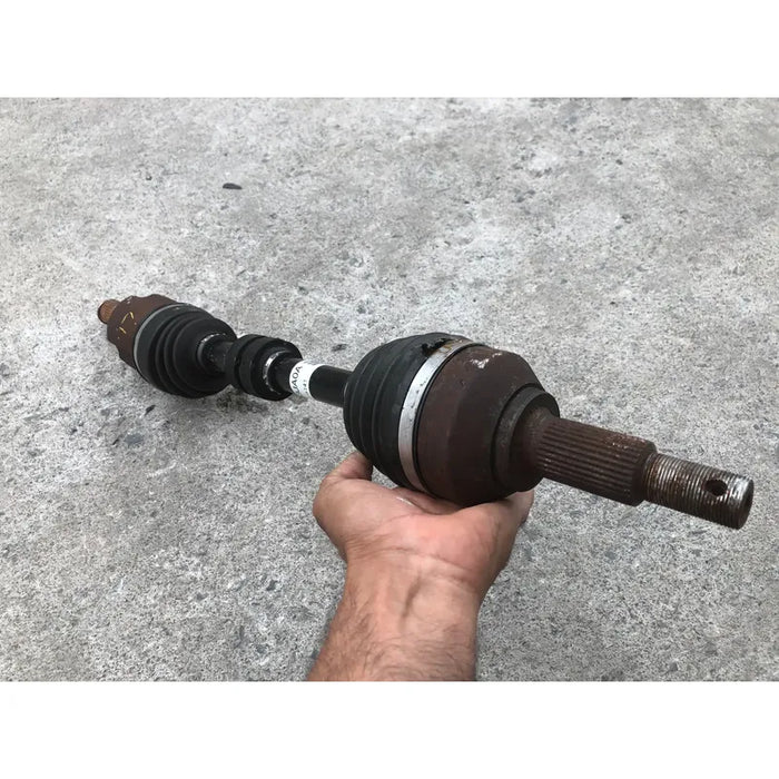 Junta Homocinetica Delantera Izquierda Original Para Nissan Pathfinder 2013, 2014, 2015, 2016, 2017 Motor 3.5
