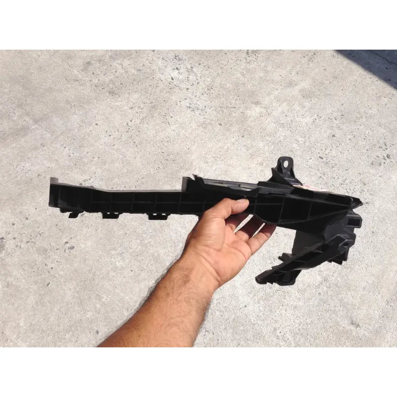 Guia Defensa Delantera Izquierda Para Honda Cr-v, Crv 2012, 2013, 2014