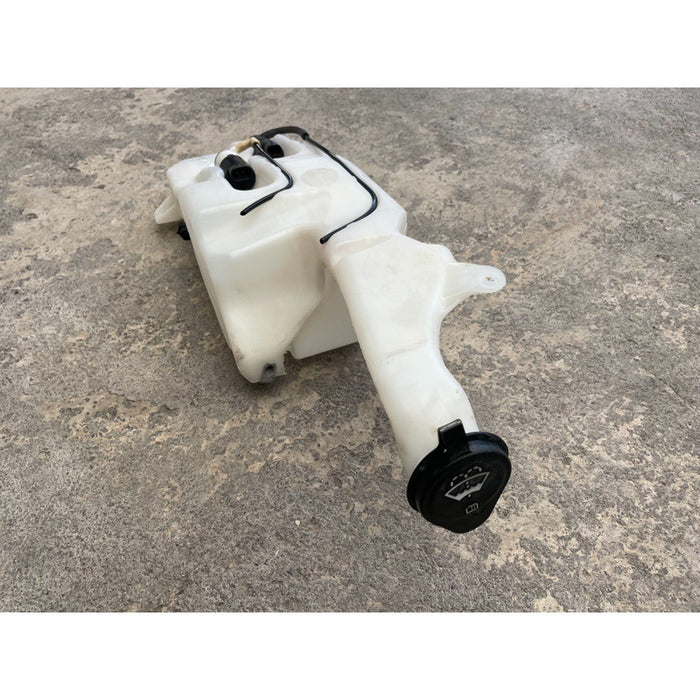 Deposito Limpia Parabrisas Para Gmc Yukon 2013-2014 6.0, 6.2