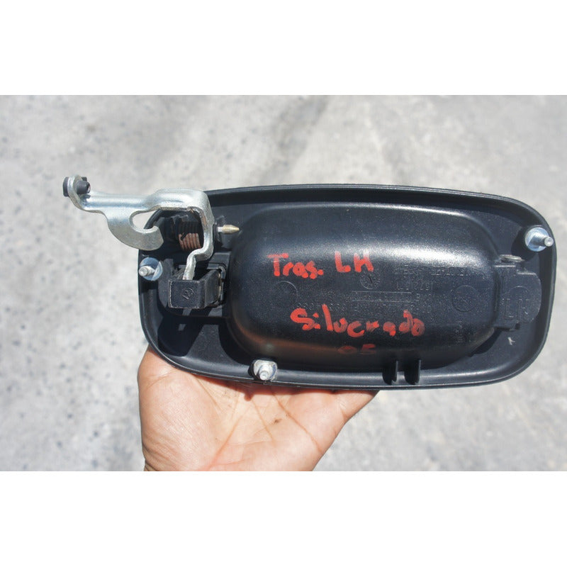 Manija De Puerta Trasera Izquierda Para Chevrolet Silverado 1999, 2000, 2001, 2002, 2003, 2004, 2005, 2006 - Original Negro