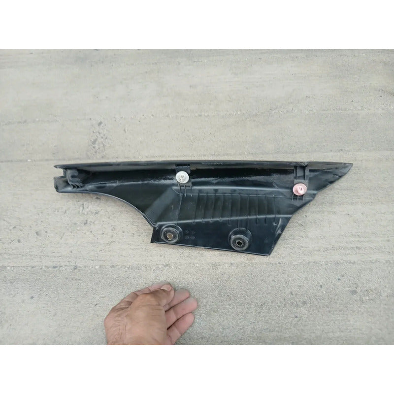 Extension De Spoiler Derecho para Nissan Rogue 2014 - 2019