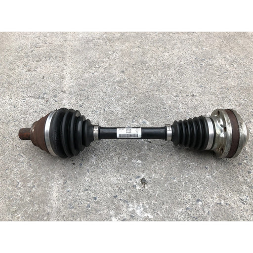 Junta Homocinetica Delantera Izquierda Para Volkswagen Cc 2013, 2014, 2015, 2016, 2017 Motor 2.0 Original