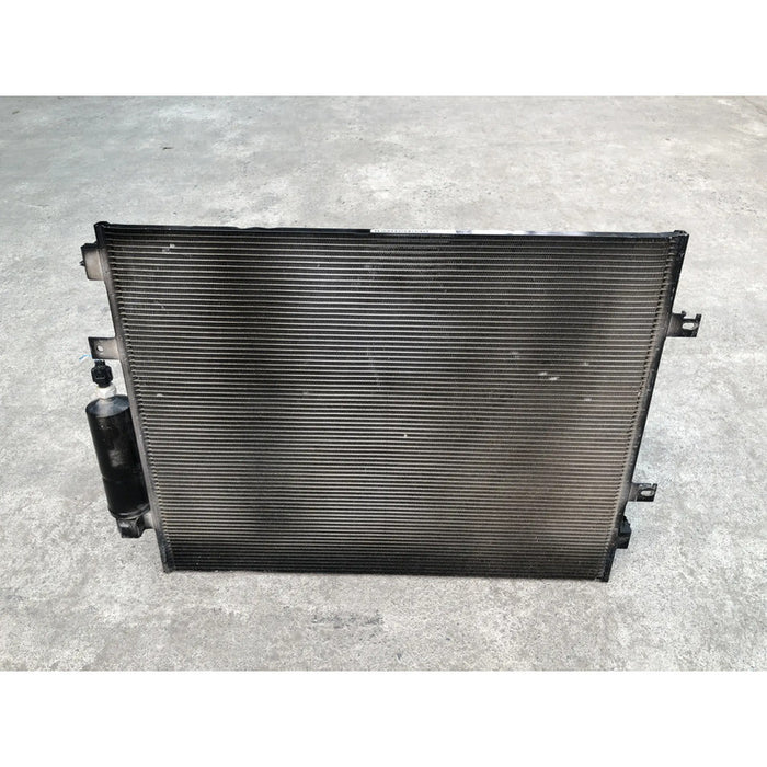 Condensador Original Para Nissan Titan 2017, 2018, 2019 Motor 5.6