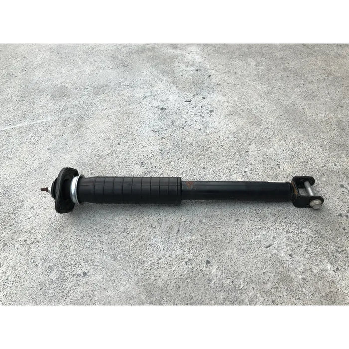 Amortiguador Trasero Derecho Para Nissan Altima 2013, 2014, 2015, 2016, 2017, 2018 - Motor 2.5 Litros, 4 Cilindros - Original