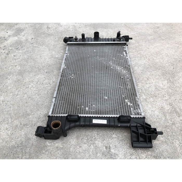 Radiador Original Para Sonic 2012 Al 2018 Motor 1.8