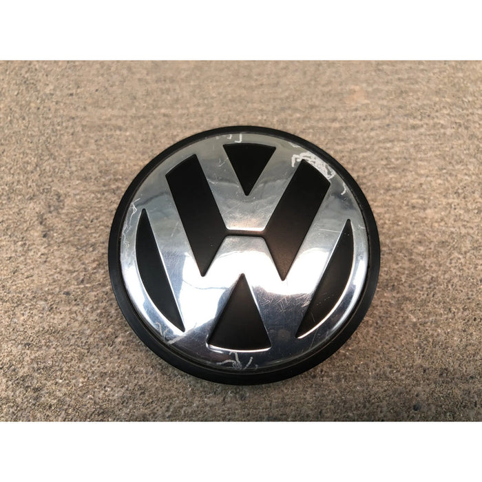 Copa Centro De Rin Volkswagen Cc 2012, 2013, 2014, 2015, 2016, 2017 $ X Pieza Plata/negro