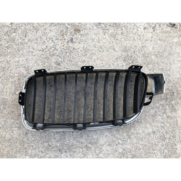 Parrilla Superior Derecha Bmw 328i Sedan 2014 2015 2016  Plástico