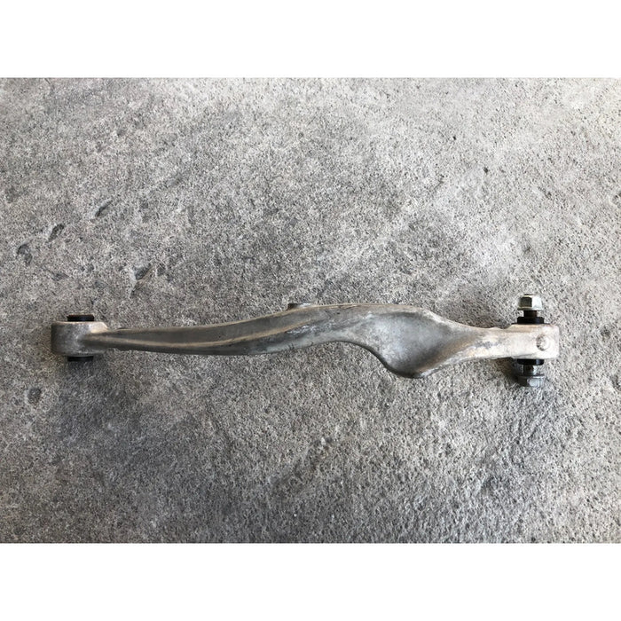 Tirante Trasero Izquierdo Para Nissan Rogue 2015, 2016, 2017, 2018, 2019 - Motor 2.5 Litros, 4 Cilindros - Original