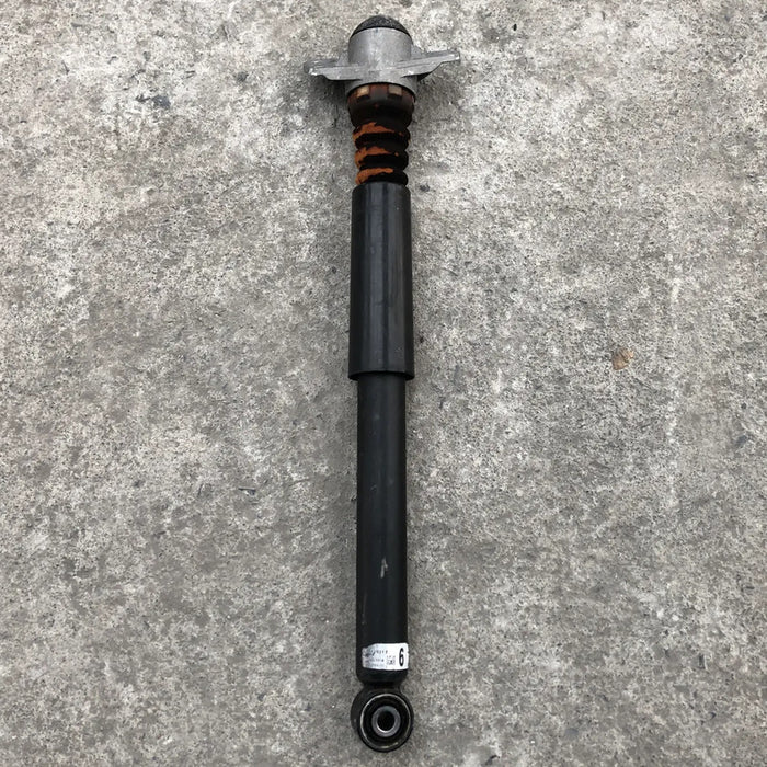 Amortiguador Trasero Izquierdo Para Volkswagen Passat 2012, 2013, 2014, 2015, 2016, 2017, 2018, 2019, 2020, 2021 Motor 2.0 Original