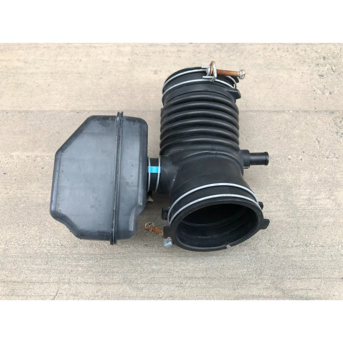 Manguera De Porta Filtro De Aire Para Toyota Camry 2012, 2013, 2014, 2015, 2016, 2017 - Motor L4, 2.5 Litros - Original