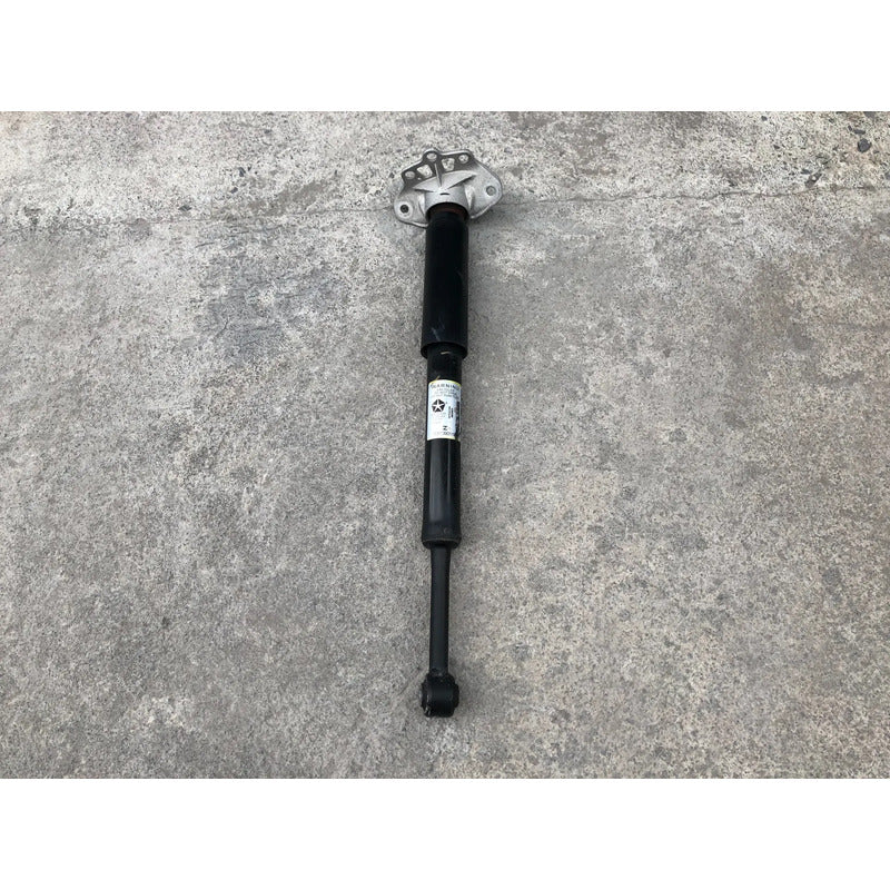 Amortiguador Trasero Izquierdo Para Jeep Cherokee 2014, 2015, 2016, 2017, 2018, 2019, 2020, 2021, 2022, 2023 (motor 2.4 Litros)
