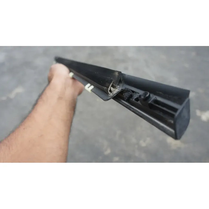 Moldura De Felpa Puerta Trasera Izquierda Para Kia Soul 2014, 2015, 2016, 2017, 2018, 2019 - Original