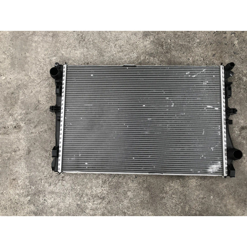 Radiador Original Para Mercedes Benz C300 2019, 2020, 2021 (motor 2.0 Litros)