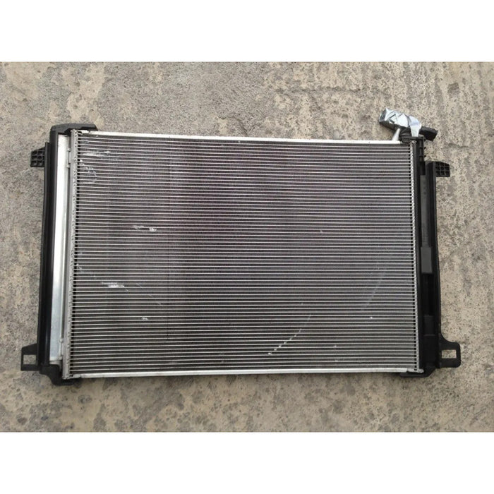 Condensador Original Para Mercedes Benz C250 Sedan 2012, 2013, 2014 Motor 3.0