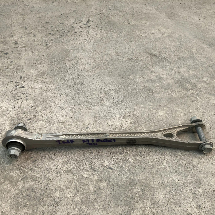 Tirante Trasero Derecho Inferior Para Dodge Charger 2015, 2016, 2017, 2018, 2019, 2020, 2021, 2022, 2023 - Motor 3.6 Litros, V6, Original