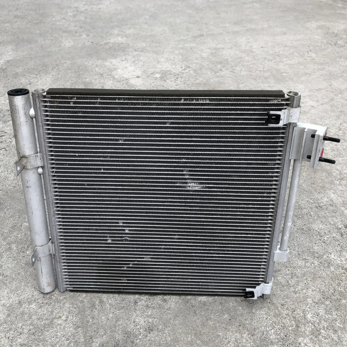 Condensador Original Para Tesla Model S Derecho 2012, 2013, 2014, 2015, 2016, 2017, 2018, 2019, 2020