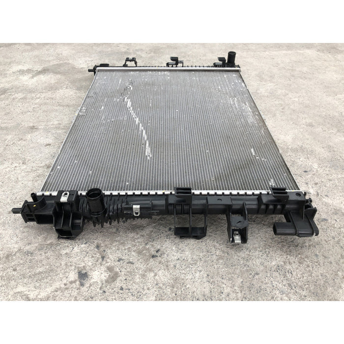 Radiador Original Para Equinox 2018 Al 2021 Motor 2.0