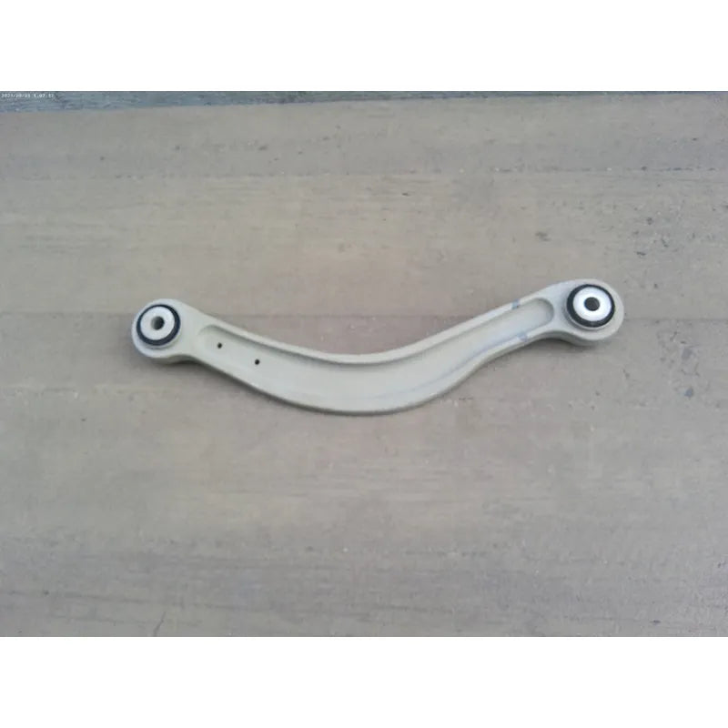 Tirante Trasero Izquierdo Superior Para Mercedes Benz C300 2008, 2009, 2010, 2011, 2012, 2013, 2014 (motor 1.8 Litros) Original