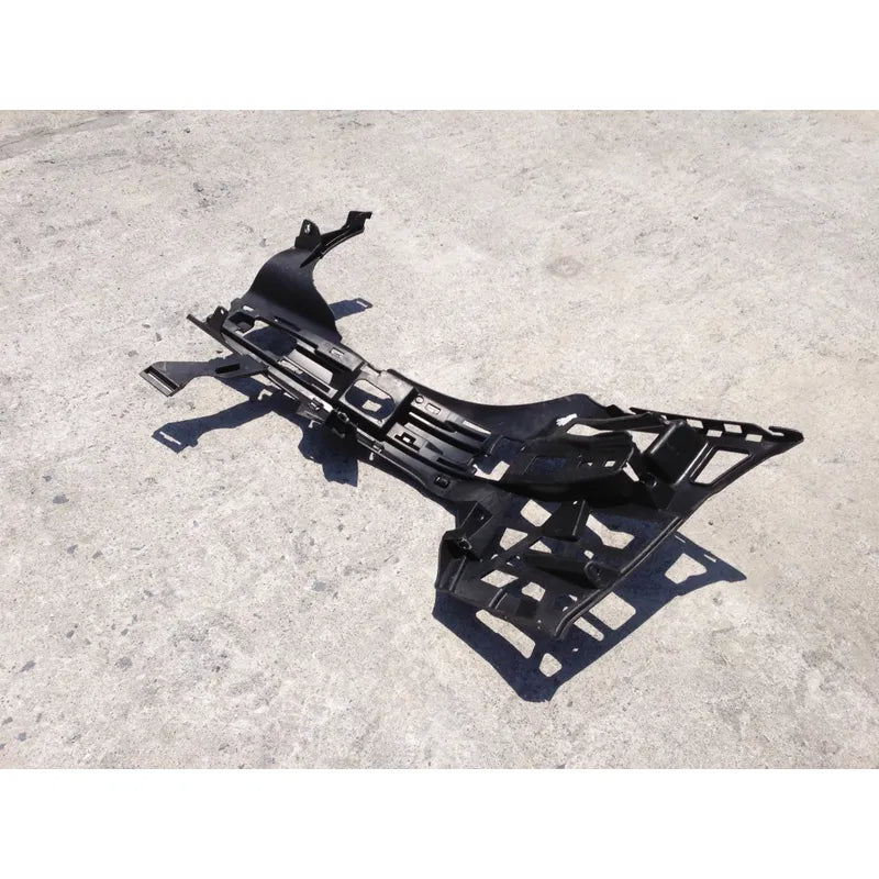 Guia Defensa Delantera Derecha Para Lexus E500 2003, 2004, 2005, 2006, 2007