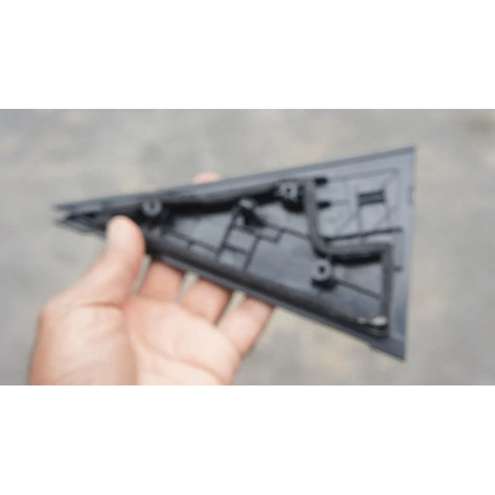 Moldura De Marco Puerta Trasera Izquierda Para Dodge Dart 2013, 2014, 2015, 2016 - Original