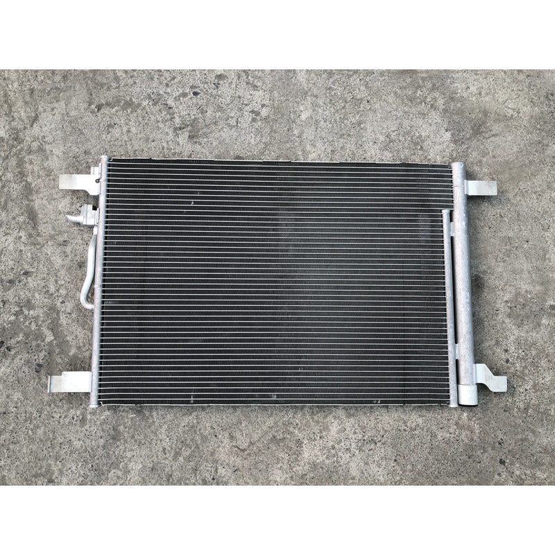 Condensador Original Para Audi Q3 2022, 2023, 2024 - Motor 2.0 Litros
