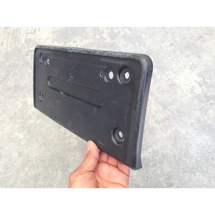 Porta Placas Delantera Para Volkswagen Tiguan 2012, 2013, 2014, 2015, 2016, 2017 - Original