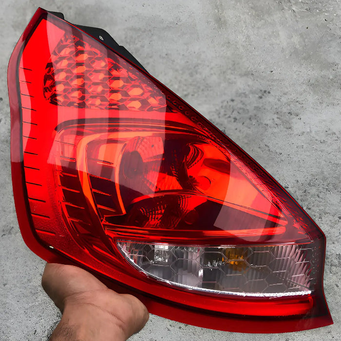 Calavera Izquierda Original Para Ford Fiesta Hatchback 2013, 2014, 2015, 2016 Rojo