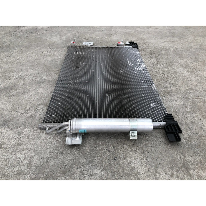 Condensador Original Para Mitsubishi Outlander 2011, 2012, 2013, 2014, 2015, 2016, 2017, 2018, 2019, 2020, 2021, 2022 - Motor 2.0 Litros, 4 Cilindros