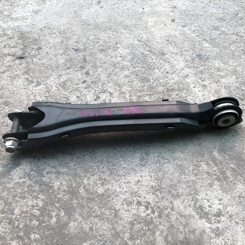 Tirante Trasero Izquierdo Inferior Para Mercedes Benz C300 2015, 2016, 2017, 2018, 2019, 2020, 2021, 2022, 2023, 2024, 2025 (motor 2.0 Litros) Original