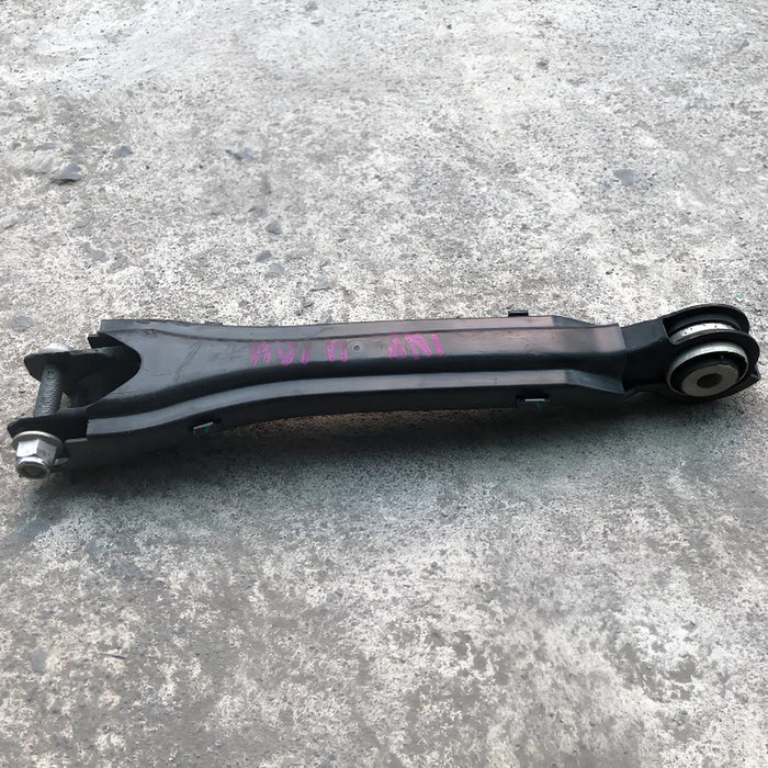 Tirante Trasero Izquierdo Inferior Para Mercedes Benz C300 2015, 2016, 2017, 2018, 2019, 2020, 2021, 2022, 2023, 2024, 2025 (motor 2.0 Litros) Original